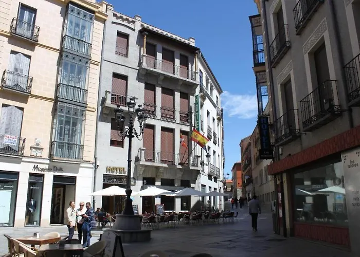 Hotel Rey Niño Ávila